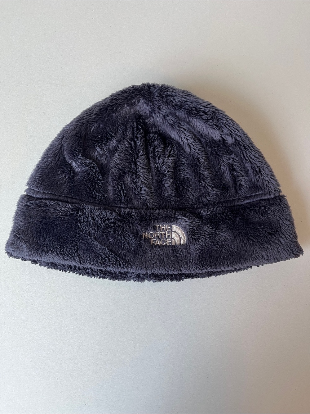 The North Face Plush Fleece Beanie in Charcoal Gray